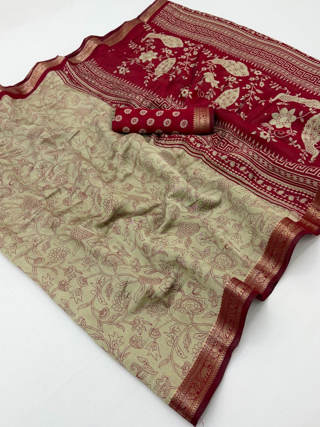 Elegant Beige & Red Viscose Saree with Floral Print and Jacquard Border - Image 2