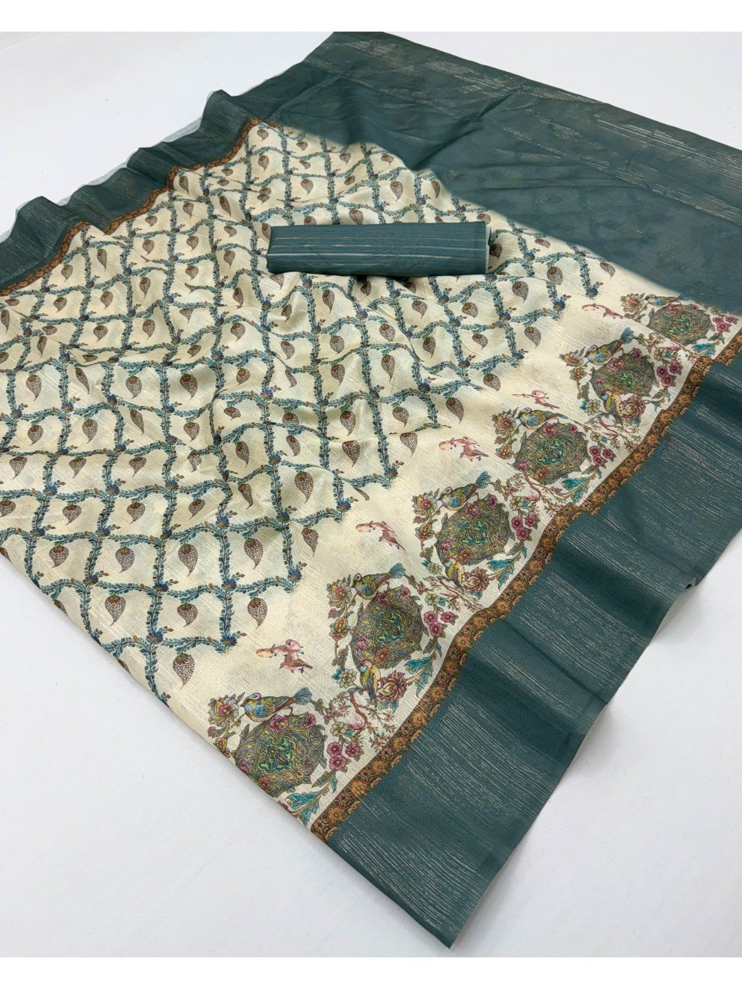 Elegant Offwhite & Blue Pure Cotton Saree with Digital Print and Woven Border - Image 2