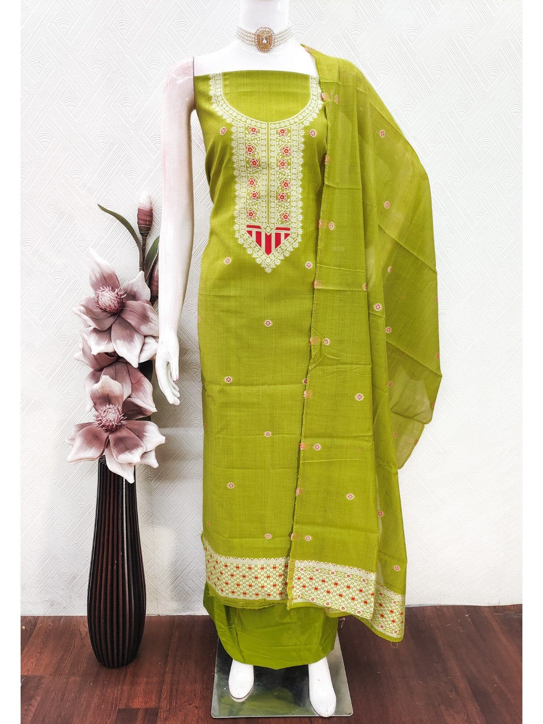 Luxurious Green Traditional Floral Weaving Jamdani Chanderi Cotton Dress Material - Image 4