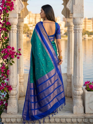 Graceful Rama Green Cotton Silk Saree with Traditional Zari Work - Image 2