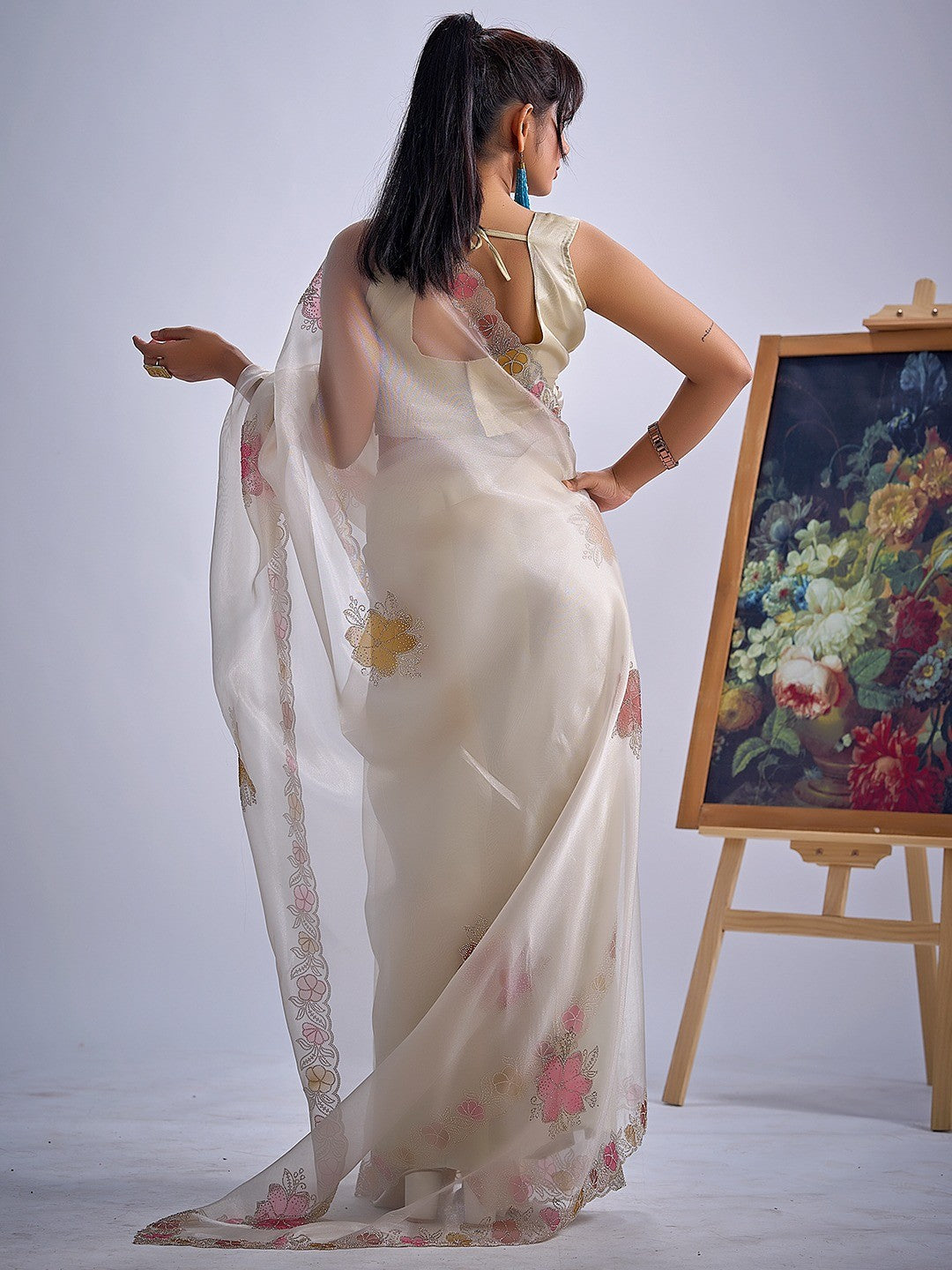 Cream Traditional Hand Printed Organza Tissue Saree With Fancy Hand Stone Embellished Work - Image 4