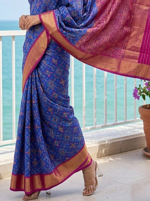 Elegant Blue Ikkat Print Linen Saree with Zari Border - Image 2