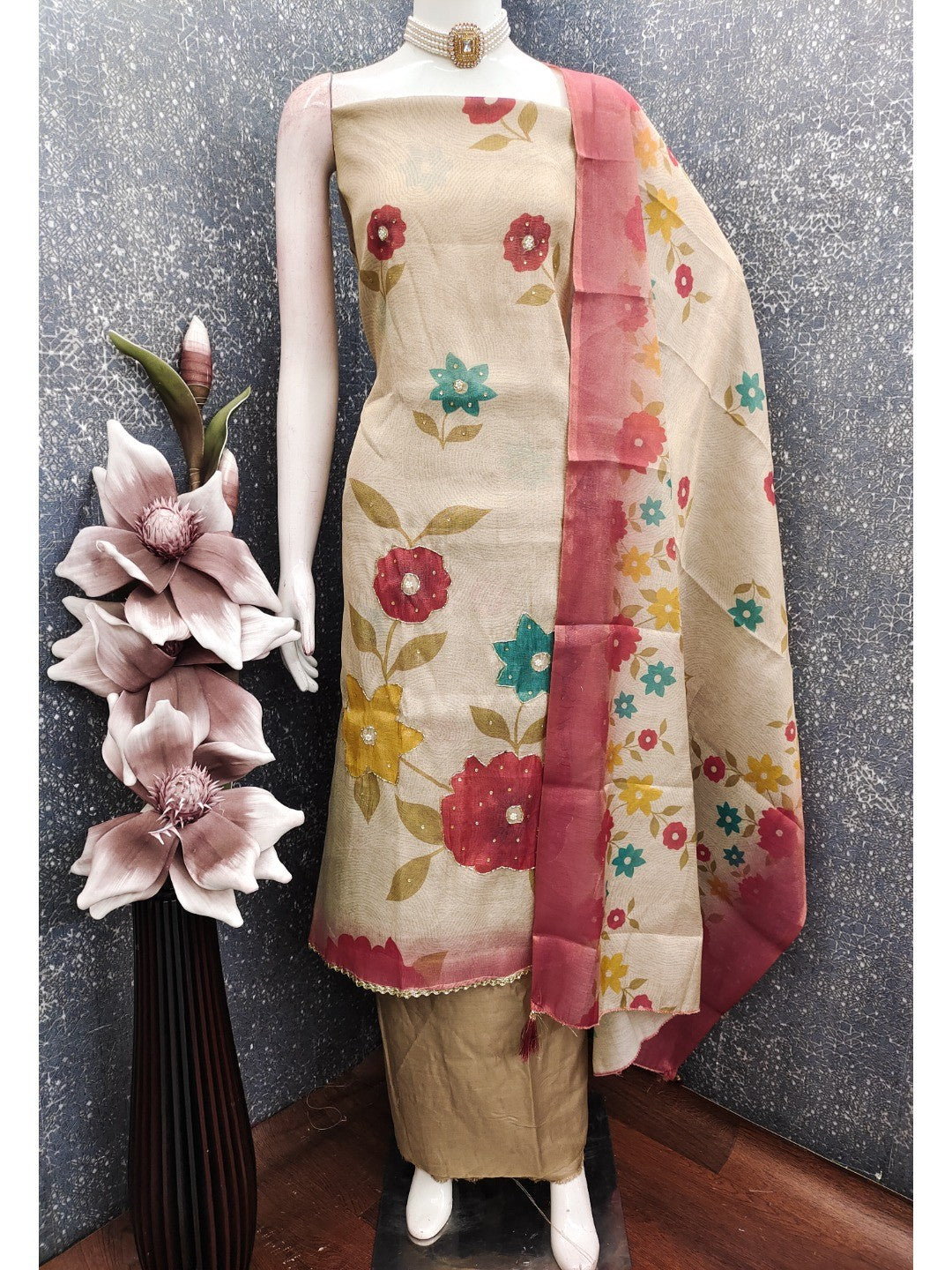 Beige & Pink Floral Printed Shimmer Dress Material with Dupatta - Image 2