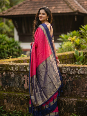 Sophisticated Pink Cotton Silk Saree with Ornamental Zari Work - Image 2
