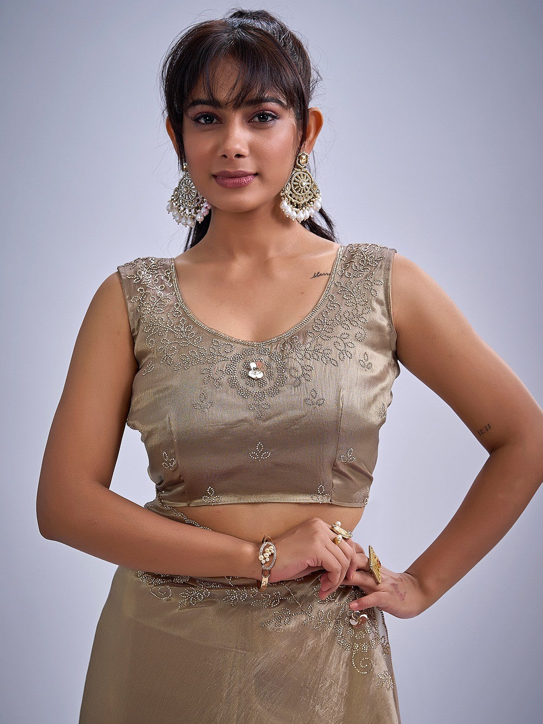 Elegant Beige Kanjivaram Silk Saree Adorned With Stone Work & Cut Dana Detailing - Image 2