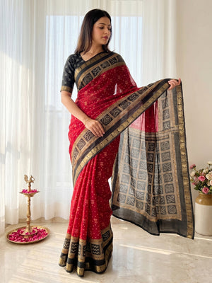 Elegant Red Viscose Bandhani Print Saree with Jacquard Border - Image 1