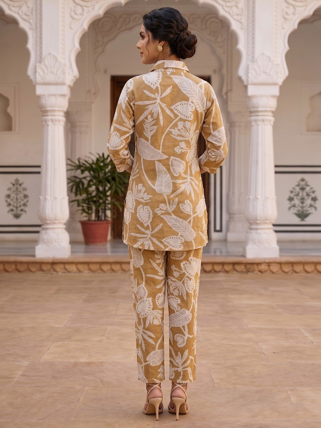 Soft Yellow Floral Printed Linen Set Breathable Comfortable Casual Wear - Image 3