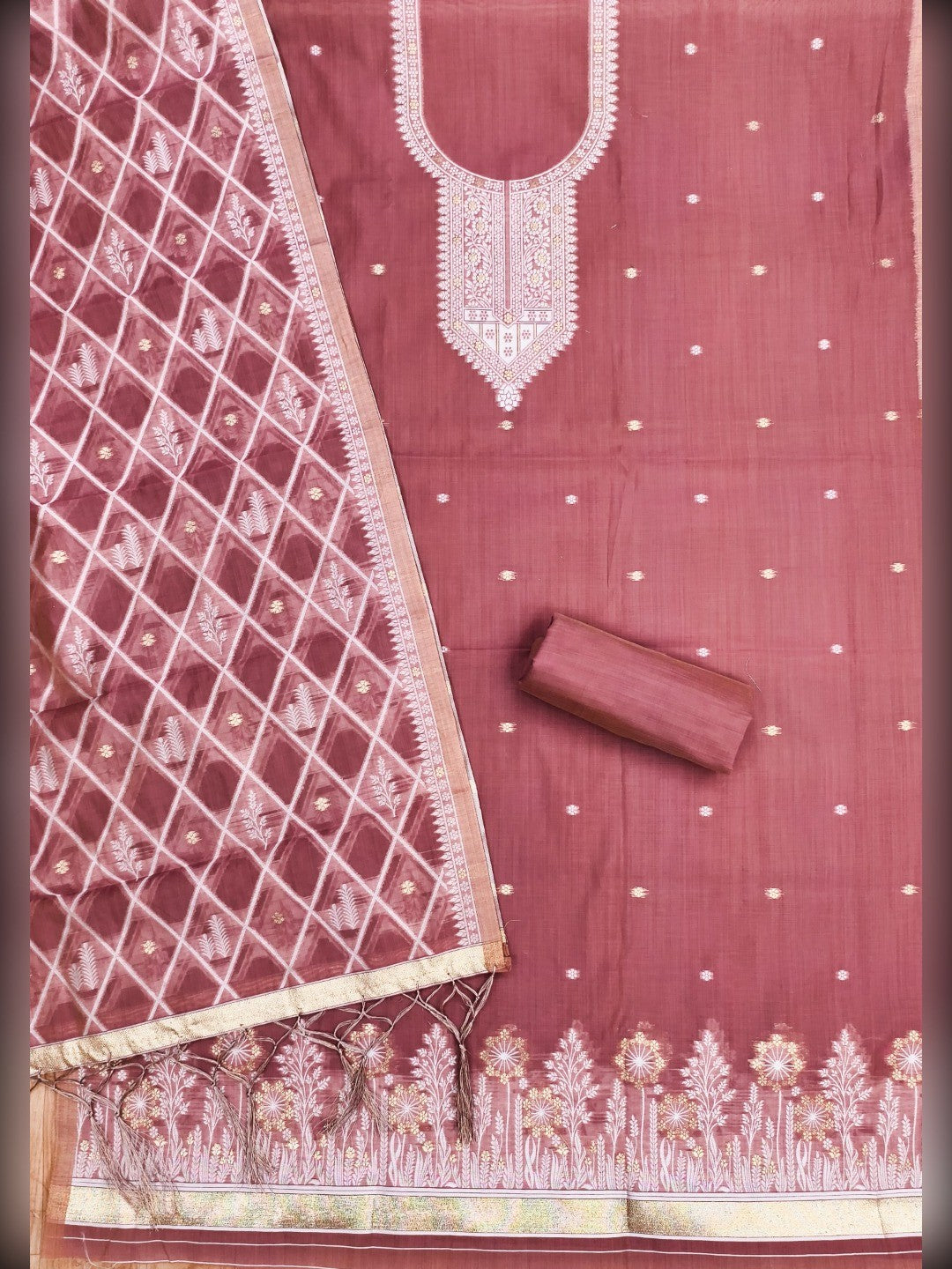Elegant Pink Floral Zari Woven Muga Cotton Blend Jamdani Dress Material With Pichwai Design - Image 2