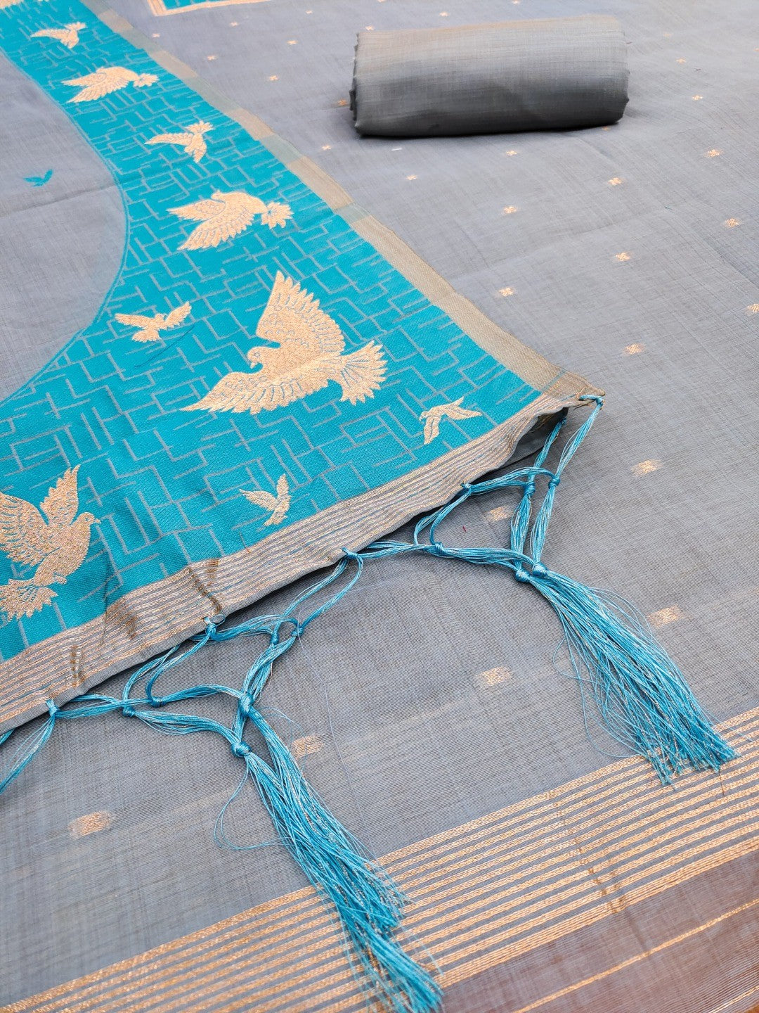 Artistic Grey Floral & Birds Motif Zari Weaving Muga Cotton Blend Jamdani Dress Material - Image 4