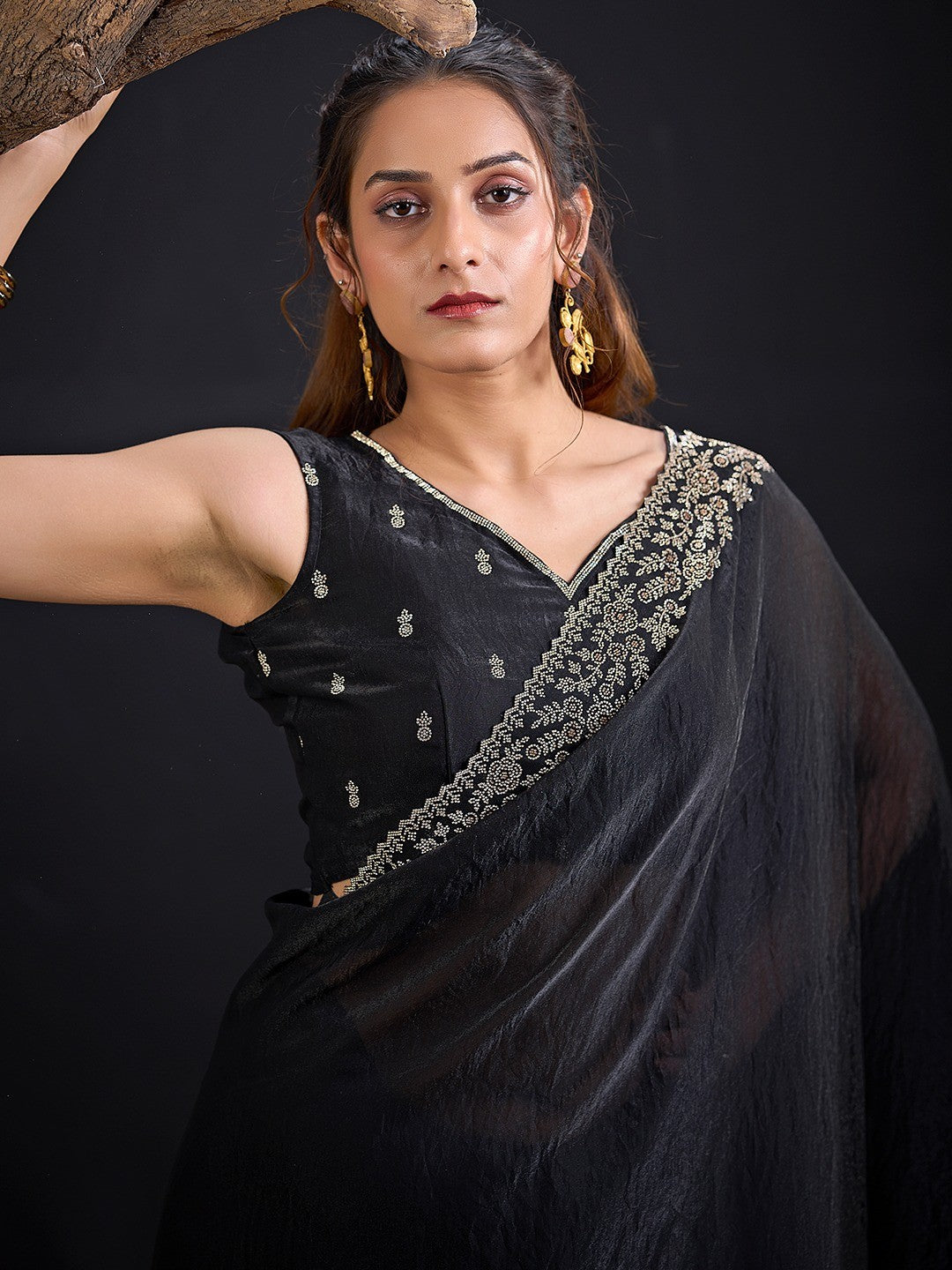 Glamorous Black Solid Satin Silk Saree Adorned With Floral Stone Embellished Border - Image 2
