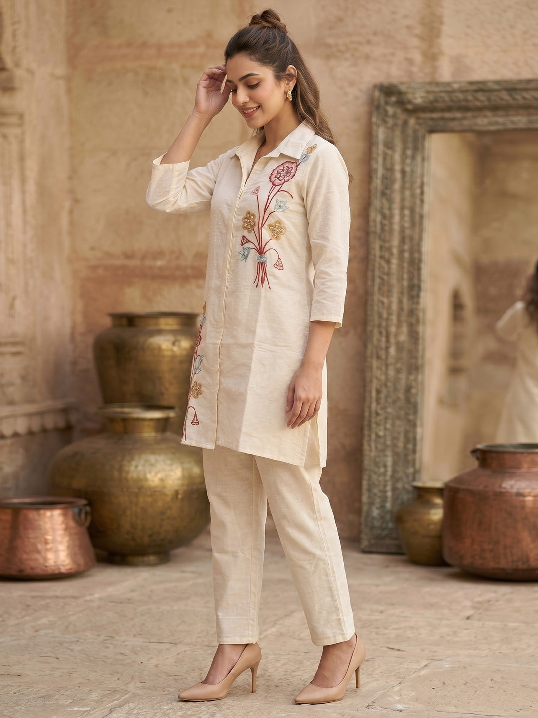 Elegant Offwhite Pure Cotton Floral Embroidered Top Bottom Set - Image 2