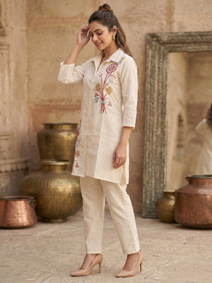 Elegant Offwhite Pure Cotton Floral Embroidered Top Bottom Set - Image 2