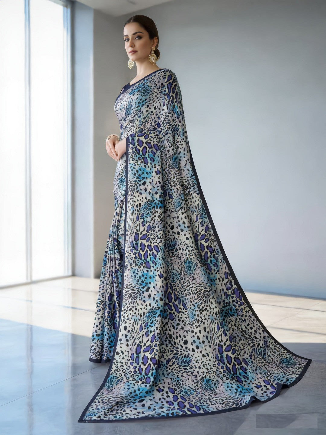 Wild Aura Off White Satin Saree with Bold Leopard Digital Print - Image 4