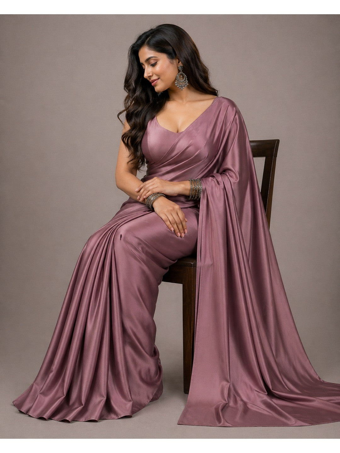 Elegant Mauve Solid Japan Satin Saree With Luxurious Finish - Image 4