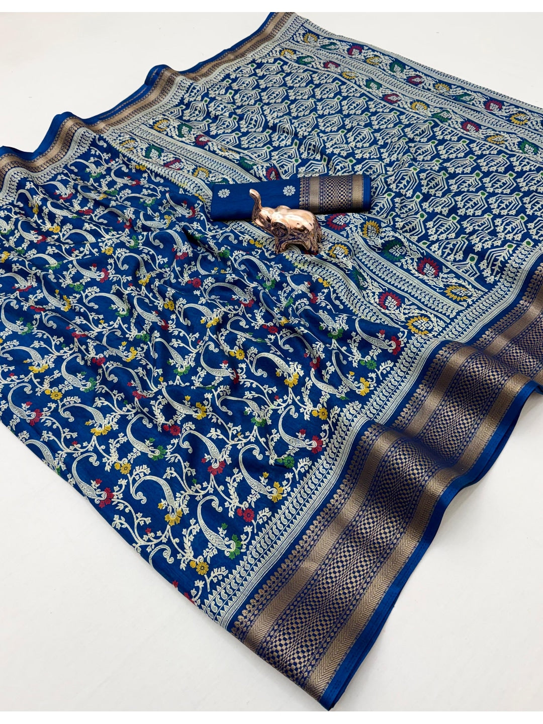 Peachmode Blue Dolla Silk Saree with Digital Print - Image 3