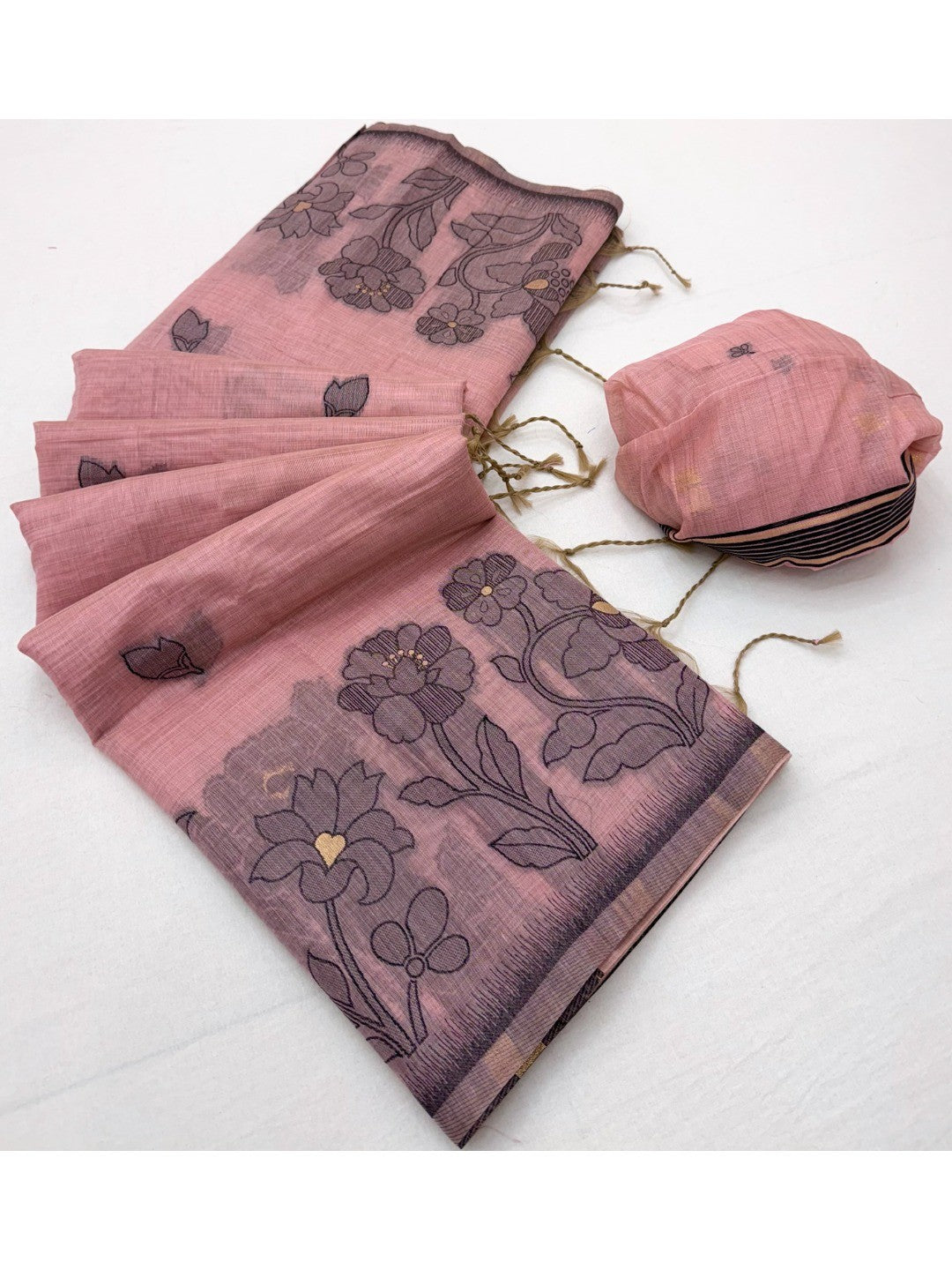Pink Cotton Blend Festive Wear Saree with Elegant Floral Woven Pattern - Image 3