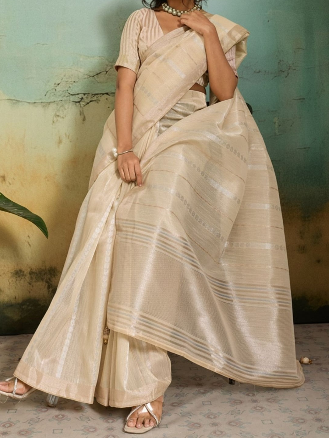 Peachmode Cream Tissue Linen Blend Saree with Zari Woven Border - Image 4