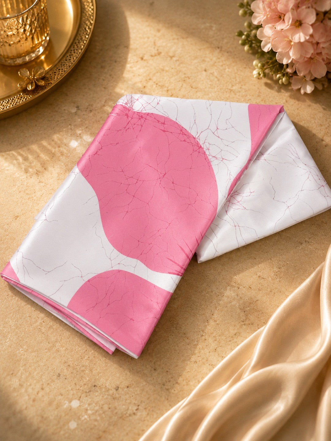 Elegant Pink Floral & Abstract Digital Printed Satin Saree For Contemporary Grace - Image 5