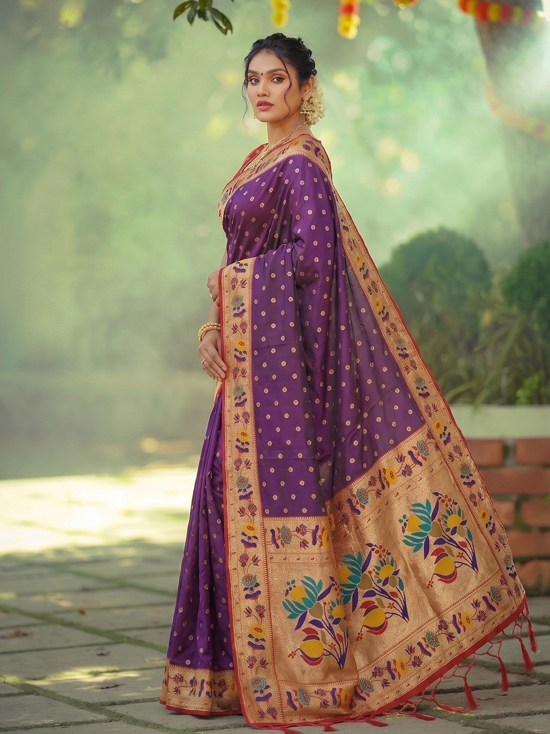 Elegant Wine Floral Weaving Banarasi Silk Saree With Designer Tassel Pallu - Image 2