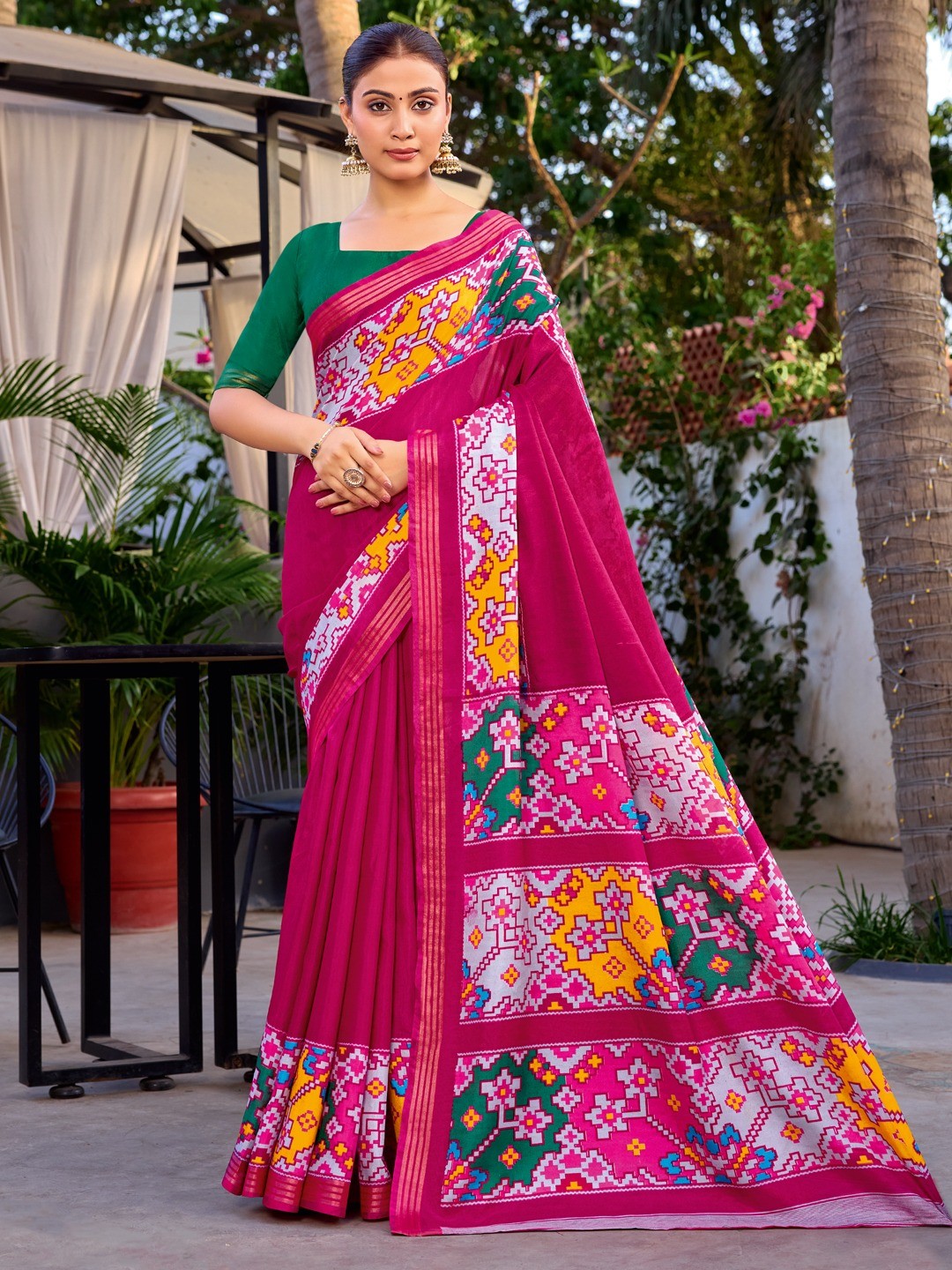 Magenta Tussar Silk Saree with Elegant Ikkat Print Motifs - Image 1