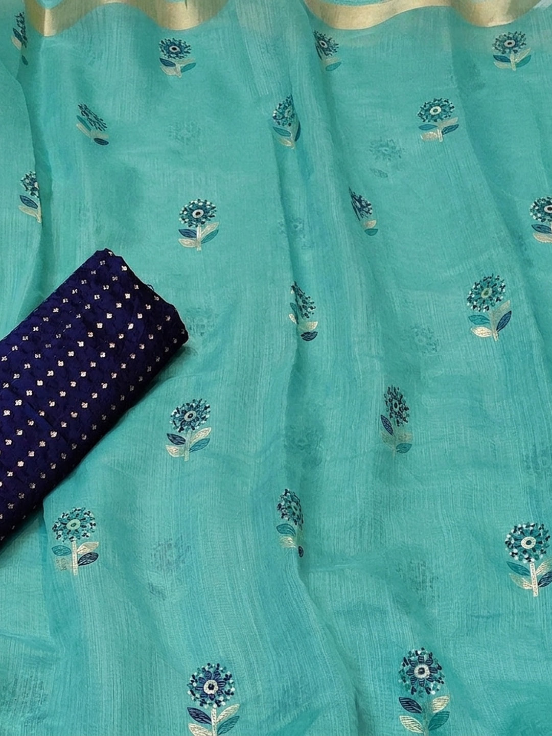 Charming Sea Green Colored Festive Wear Foil Printed Cotton Silk Saree - Image 4