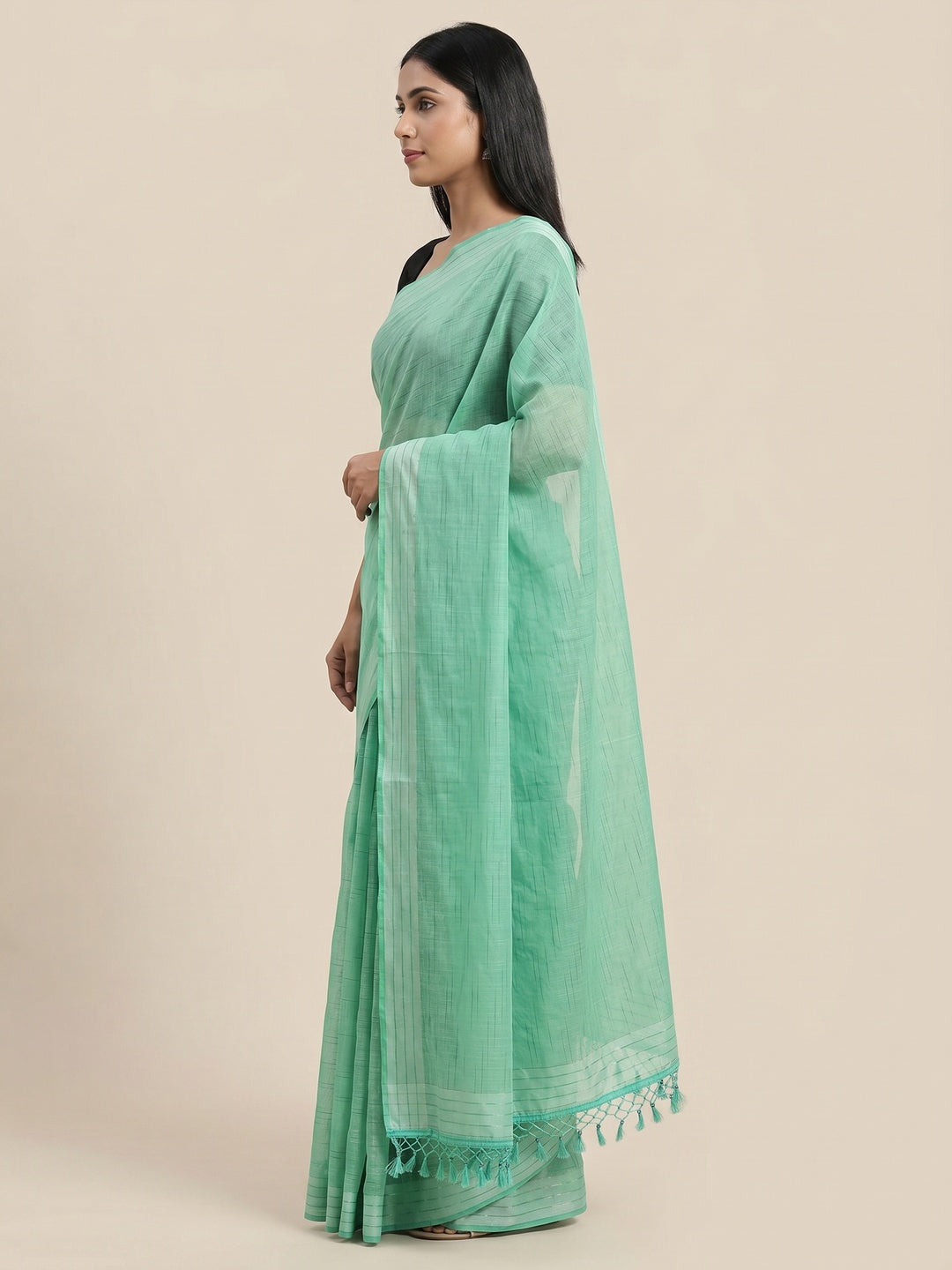 Entrancing Rama Colored Casual Wear Solid Cotton Saree - Image 3