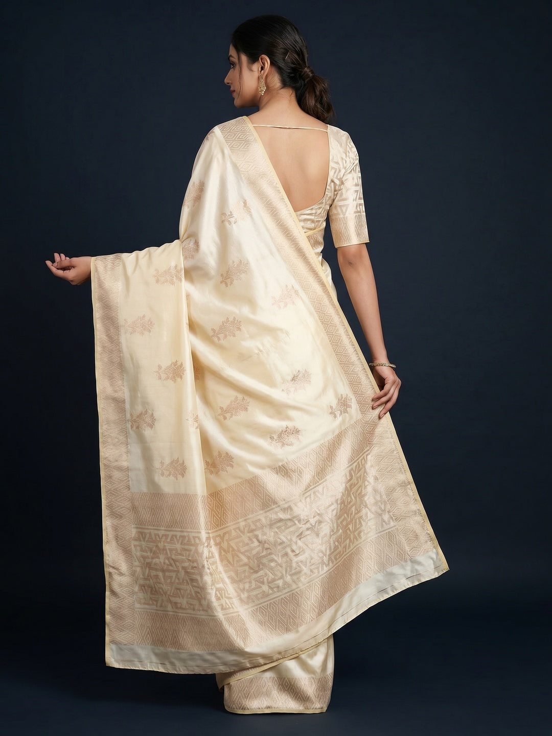 Cream Woven Art Silk Saree With Butta Rich Pallu - Image 3