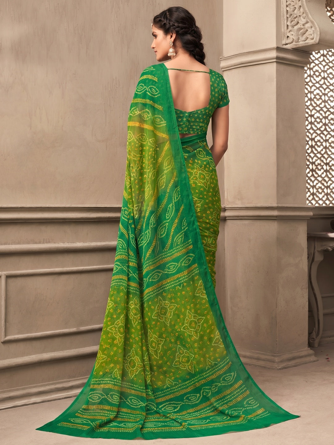 Green Casual Wear Printed Chiffon Saree - Image 2