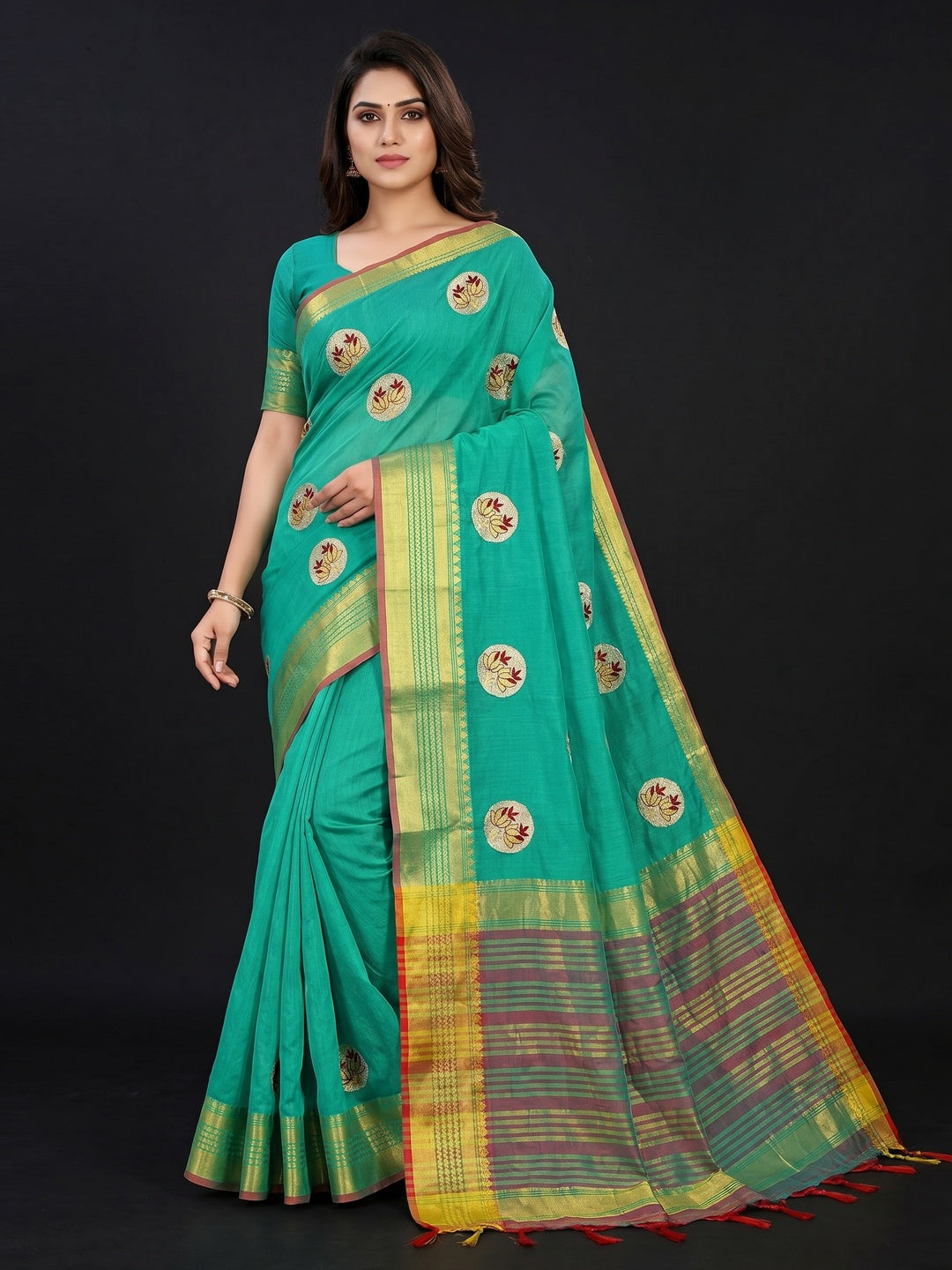 Green Casual Wear Woven Chanderi Silk Saree - Image 1