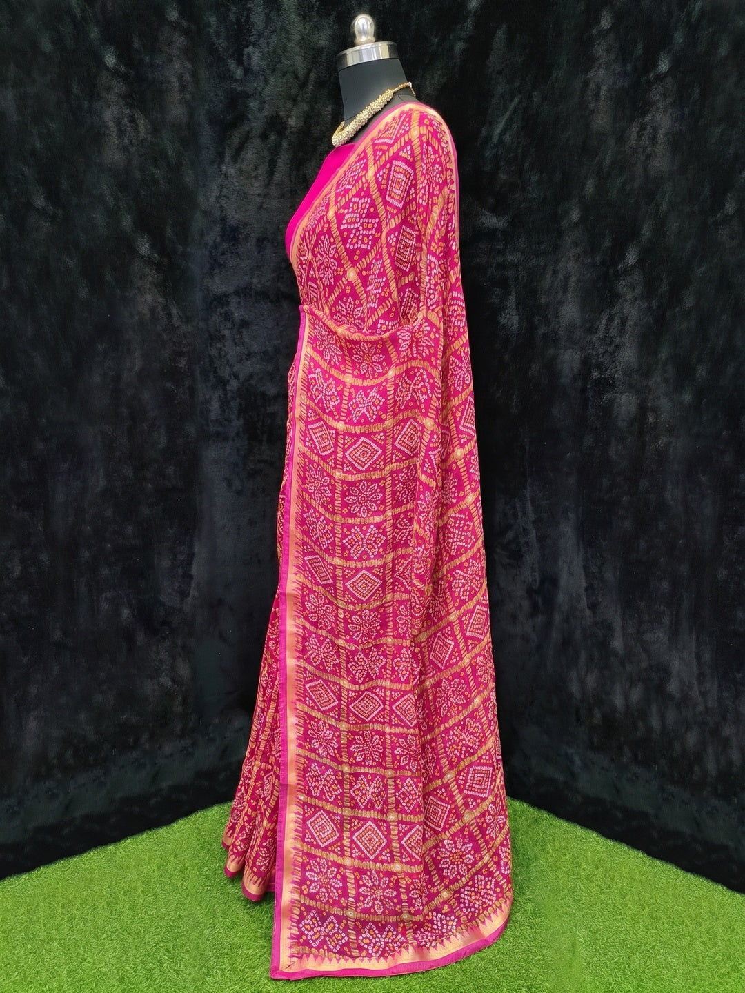 Dark Pink Festive Wear Bandhani Printed Georgette Saree With Lace Border - Image 3