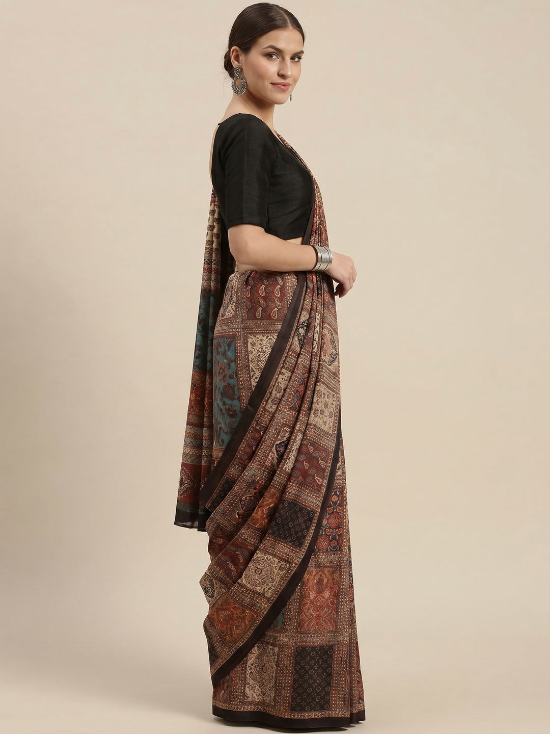 Multicolored Casual Wear Floral Printed Art Silk Saree - Image 3