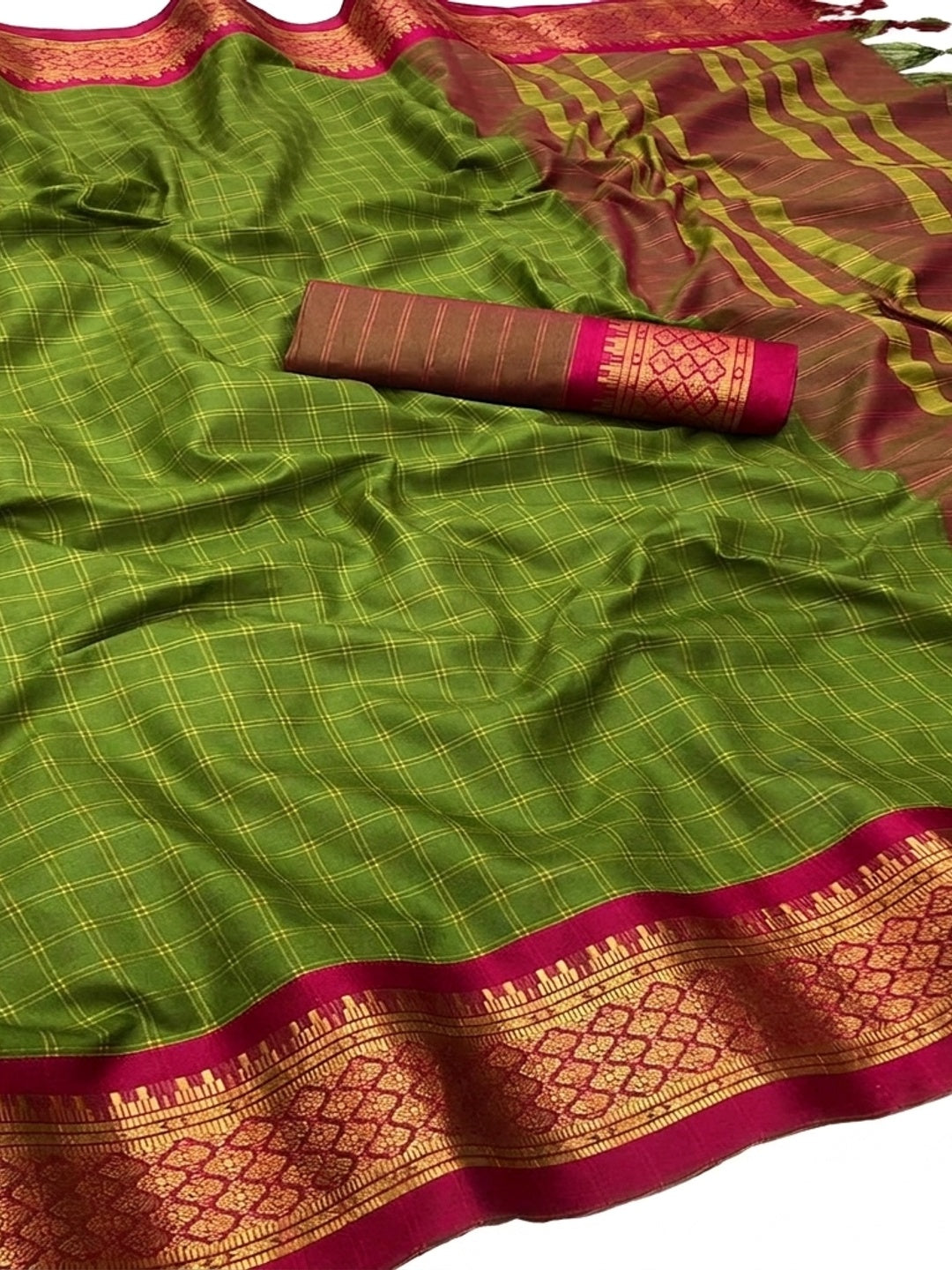 Mehndi Green Festive Wear Checks With Woven Border Cotton Silk Saree - Image 3