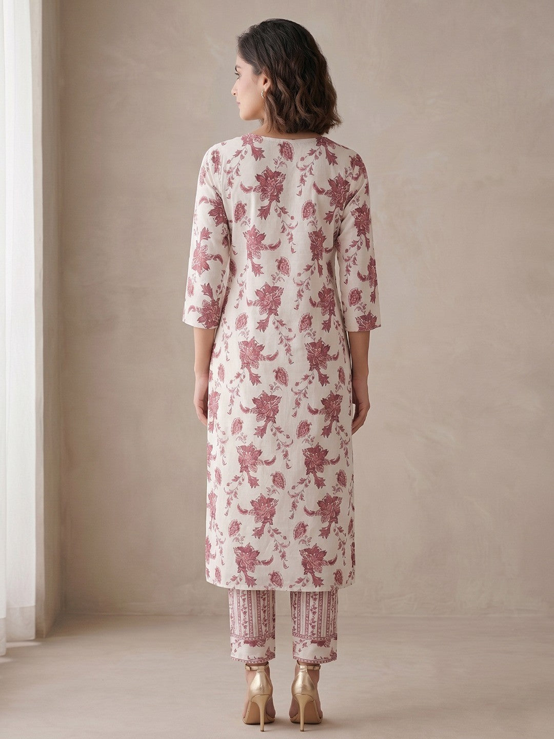 Floral Printed Pure Cotton Straight Kurta Set in White - Image 3