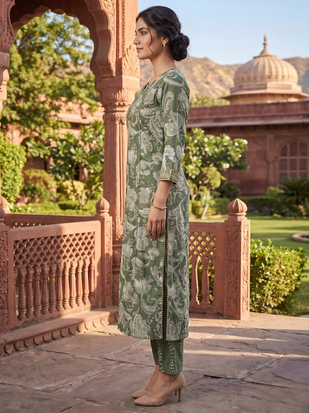 Elegant Green Floral Printed Pure Cotton Straight Top Bottom Set - Image 4
