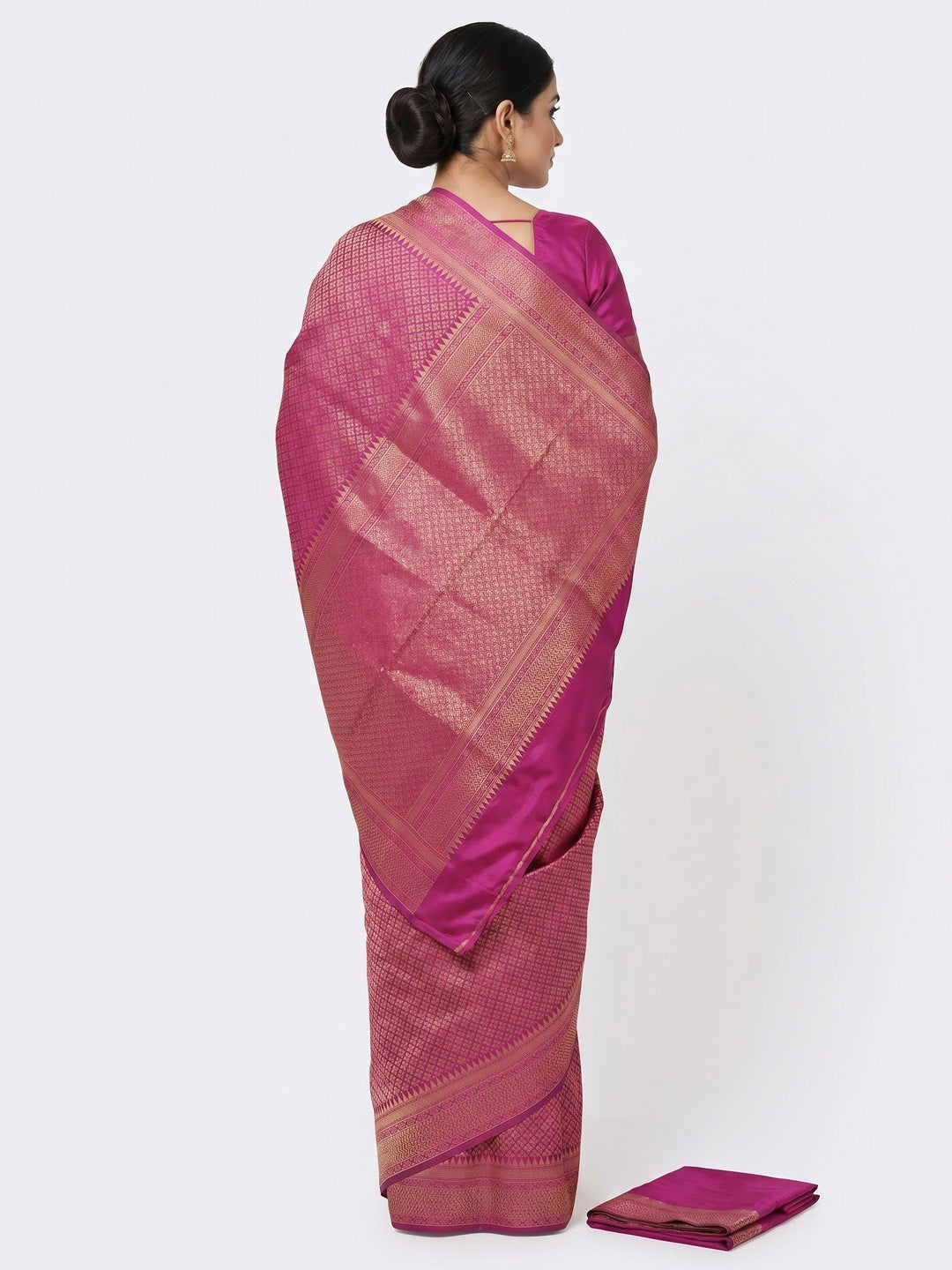 Magenta Pink Woven Banarasi Silk Saree - Image 3