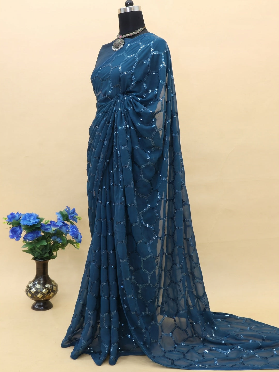 Morpich Sequins Embroidered Georgette Saree - Image 3