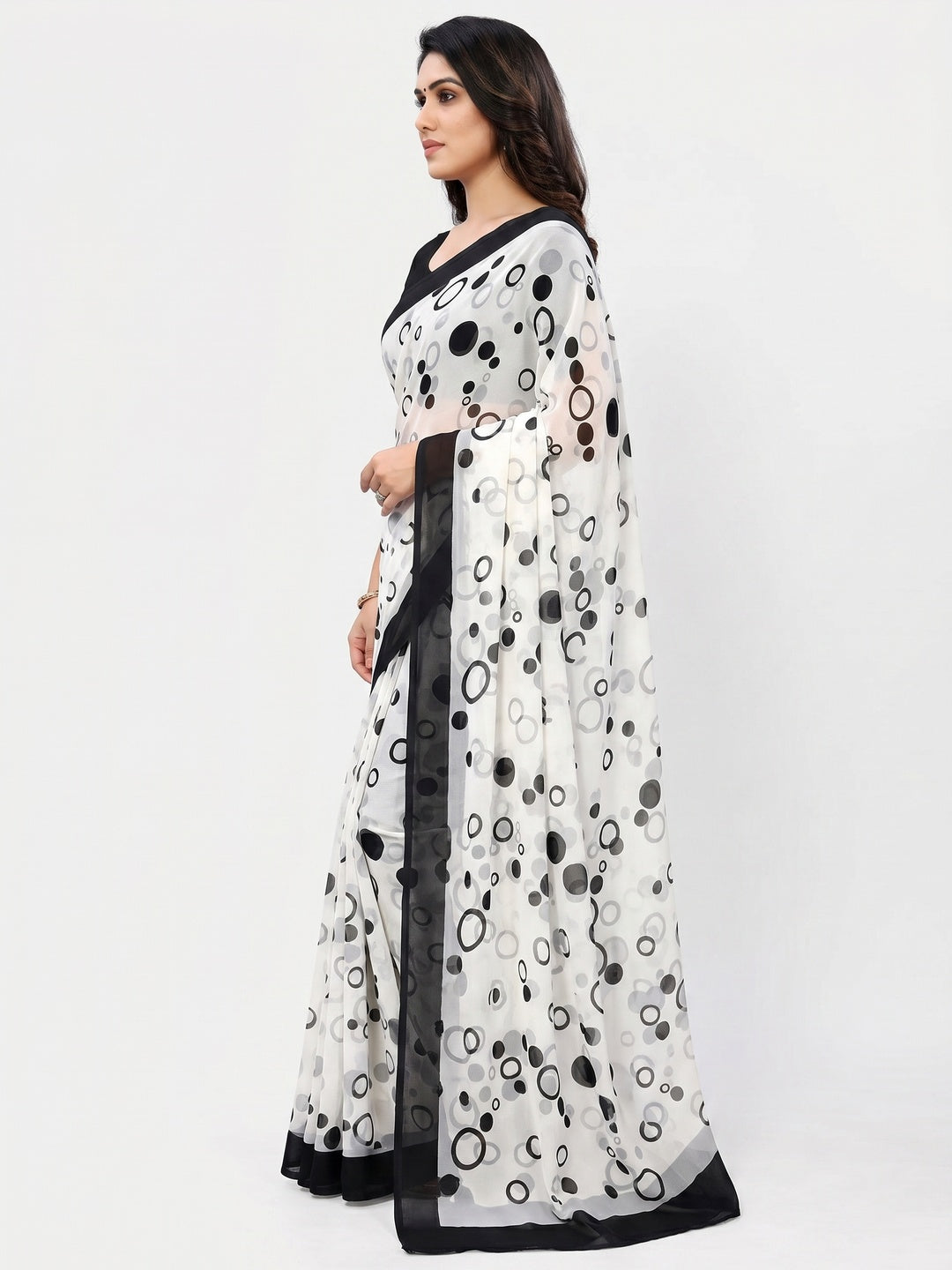 White And Black Printed Georgette Saree - Image 2
