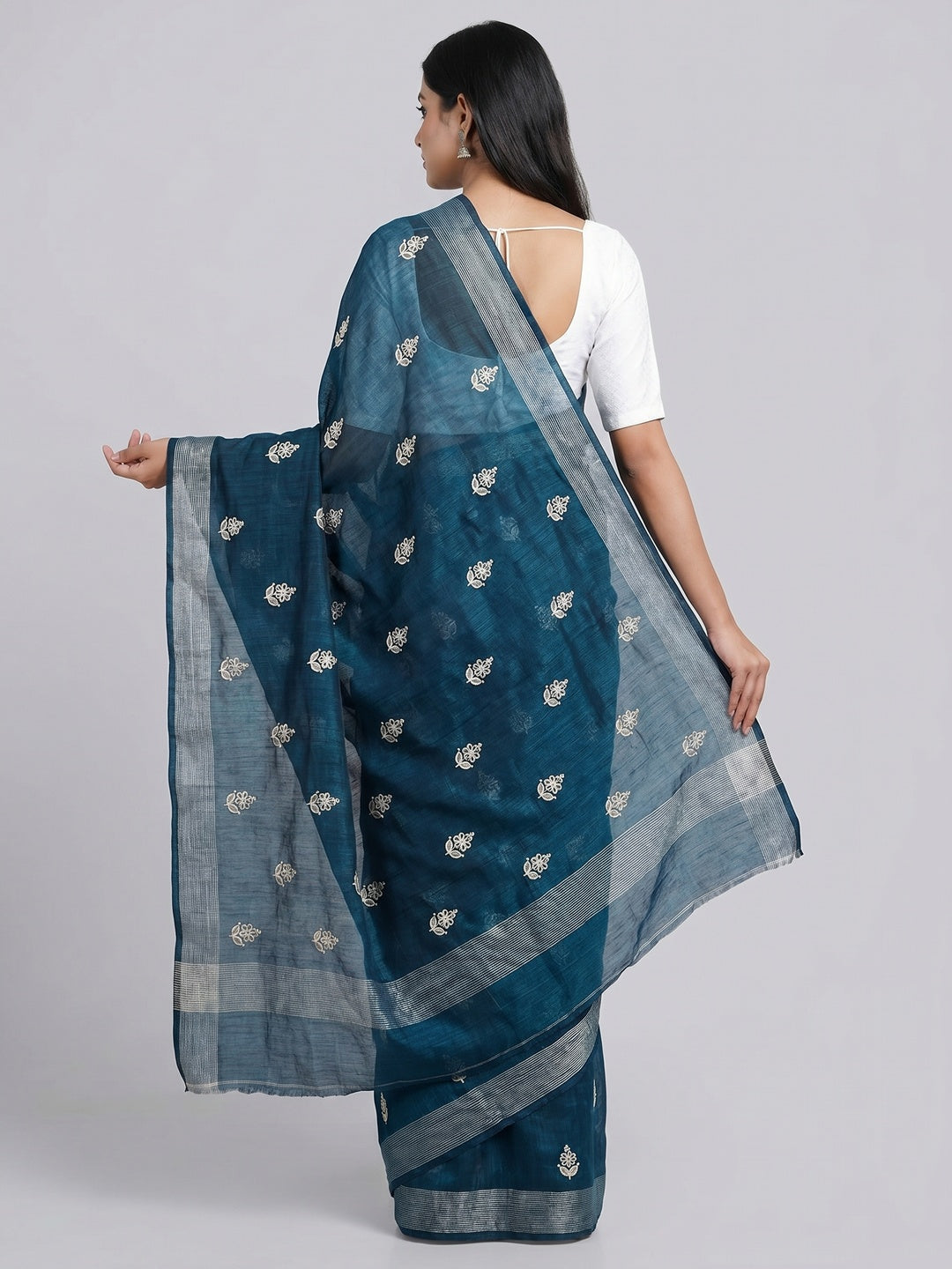 Morpich Floral Embroidered Cotton Blend Saree - Image 3