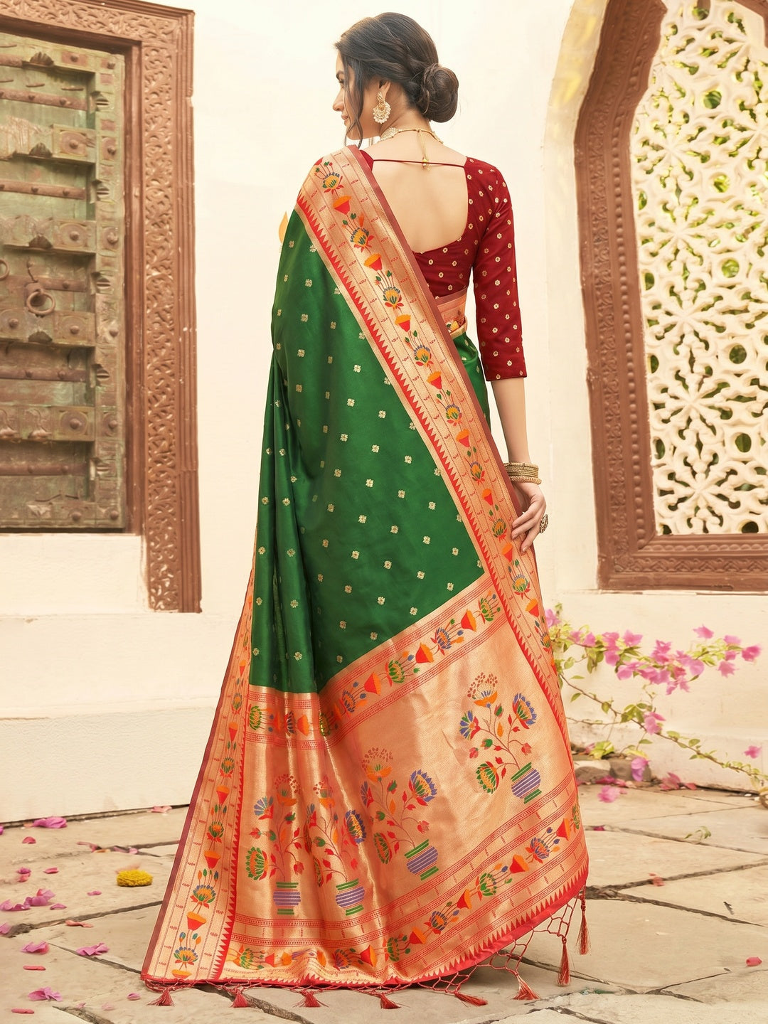 Green Floral Woven Banarasi Silk Saree With Tassels - Image 2