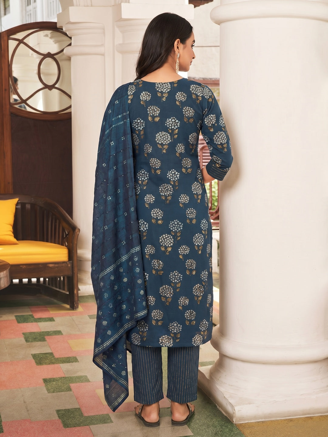 Blue Floral Printed Pure Cotton Salwar suit - Image 2