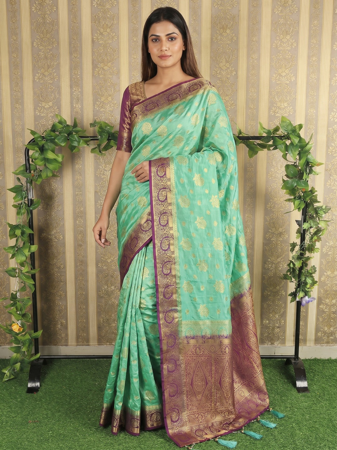 Sea Green Floral Woven Banarasi Silk Saree - Image 3