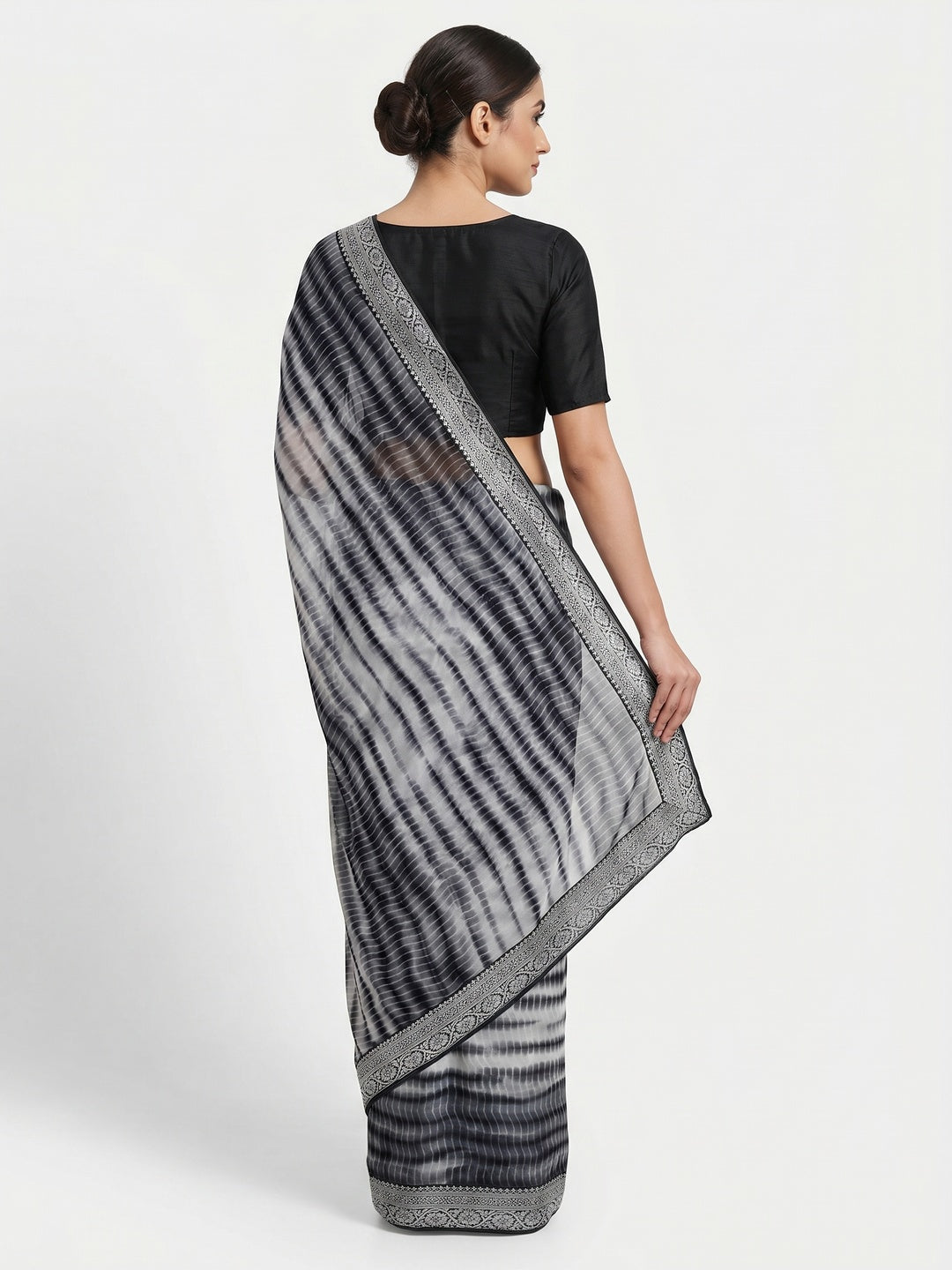 Black Printed Georgette Saree - Image 3