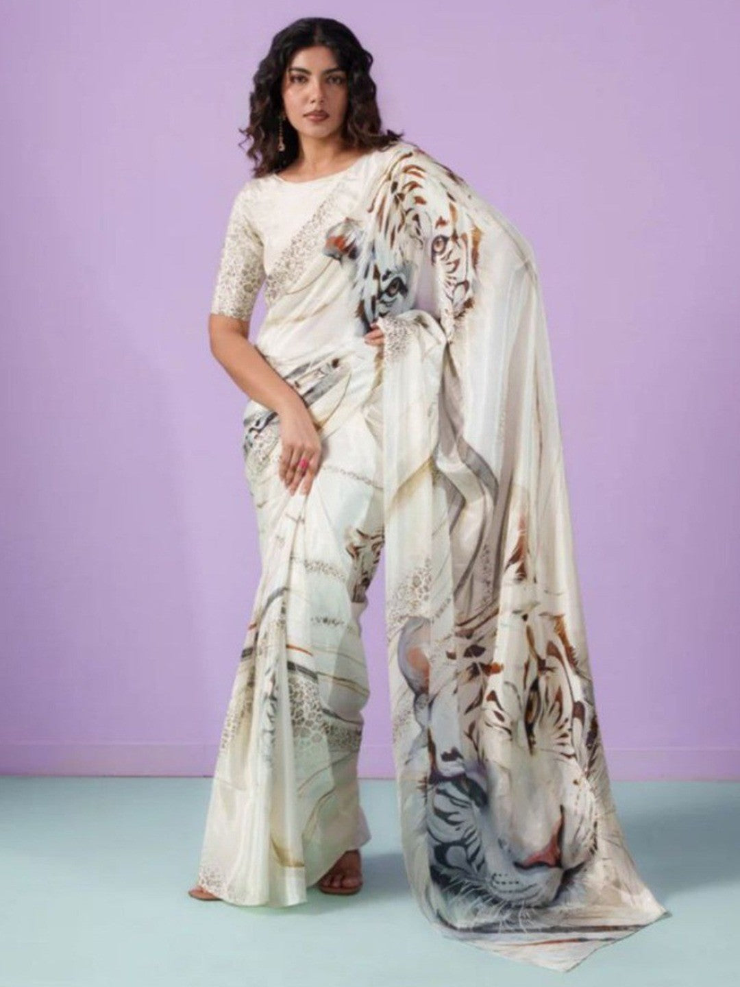 Elegant White Tiger Motif Digital Print Silk Crepe Saree With Designer Work - Image 2