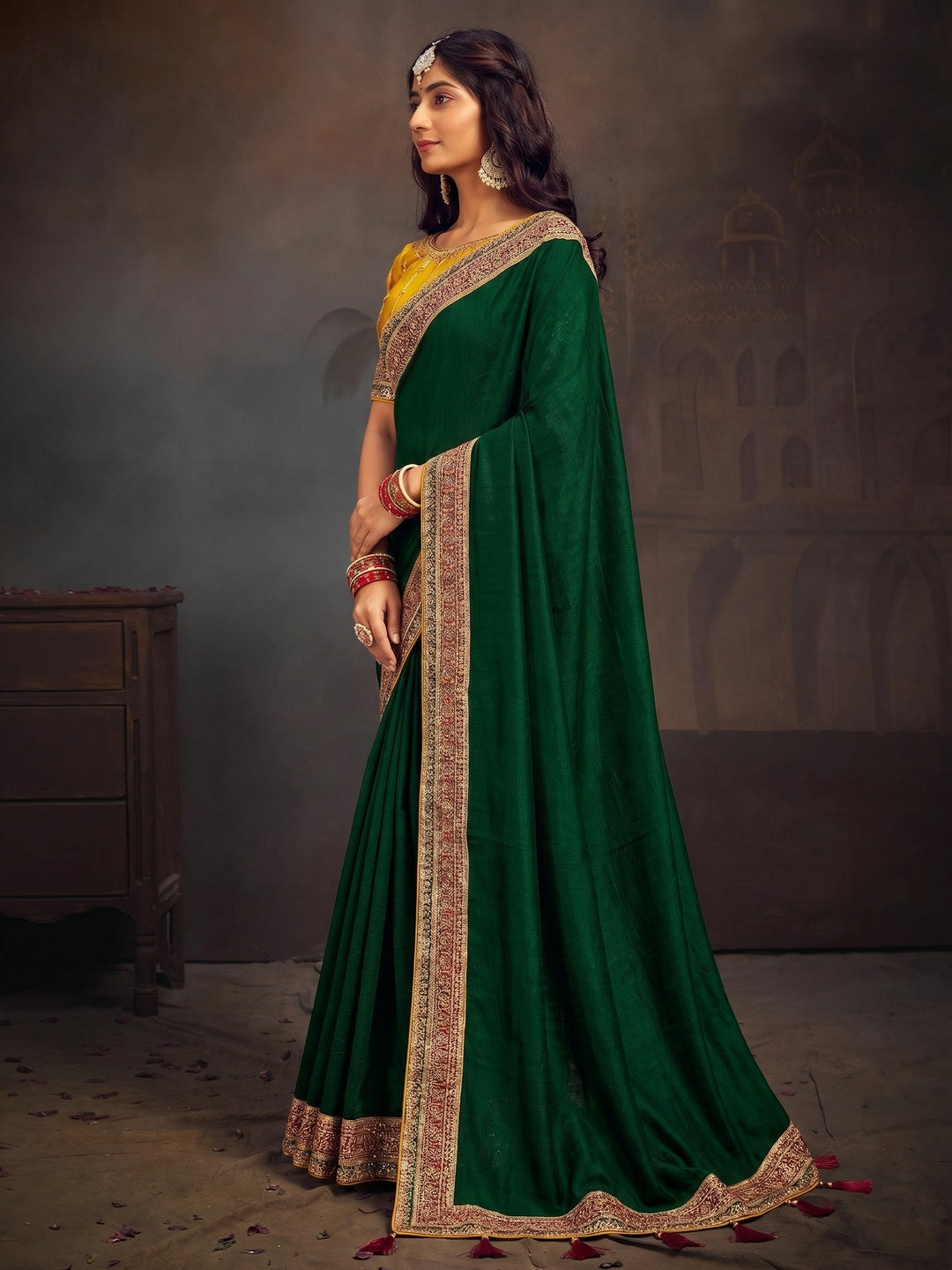 Green Solid With Embroidered Border Vichitra Silk Saree - Image 1