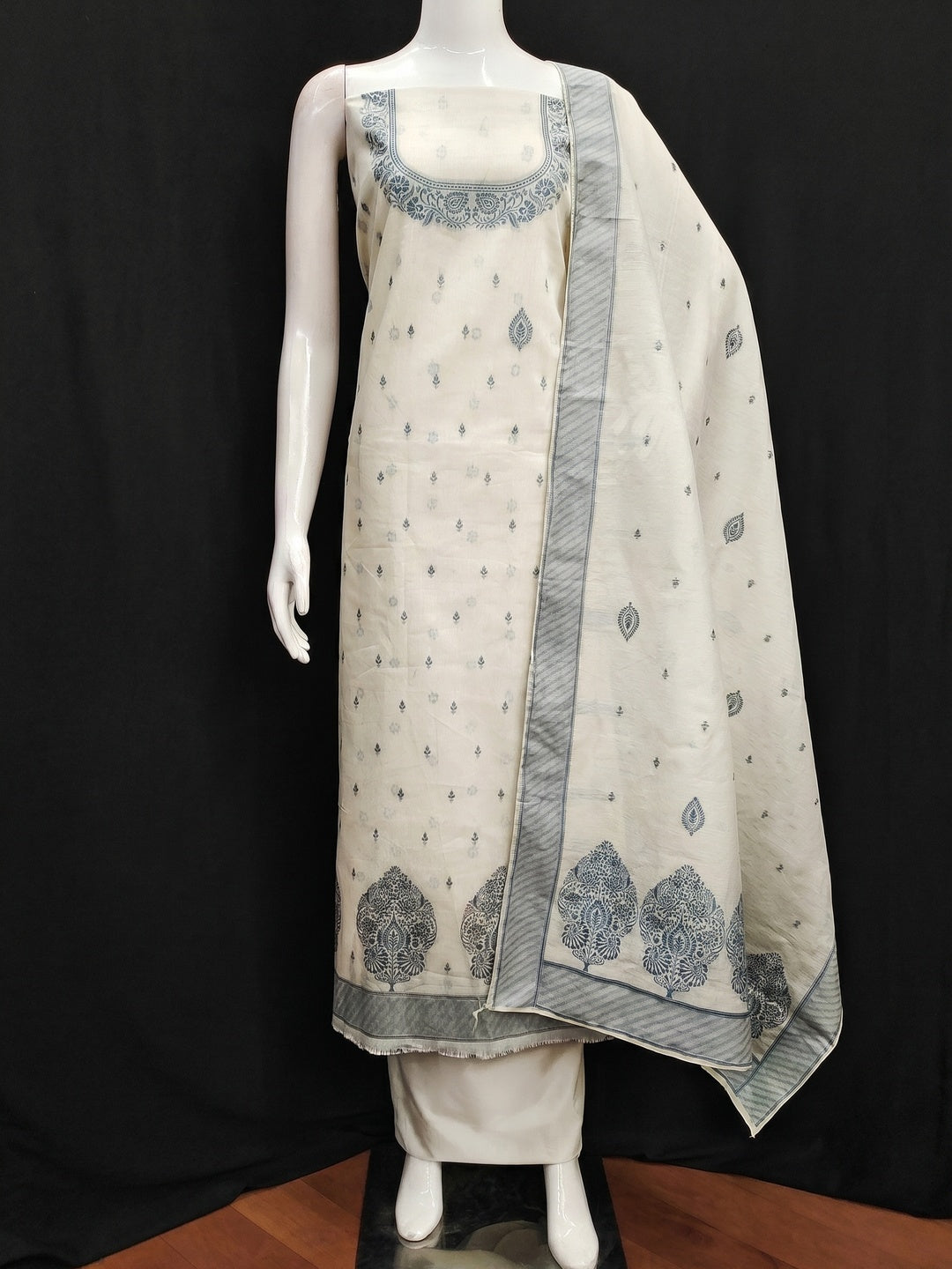 Off White Woven Pure Cotton Dress Material - Image 3