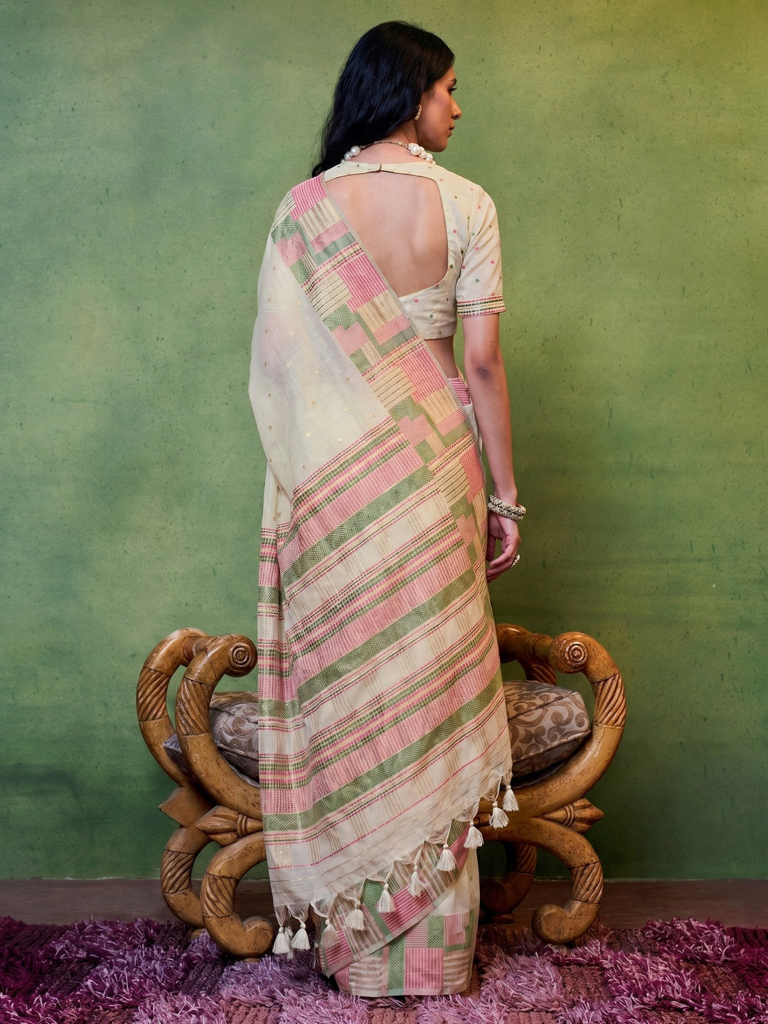 Cream Woven Cotton Silk Saree With Tassels - Image 2