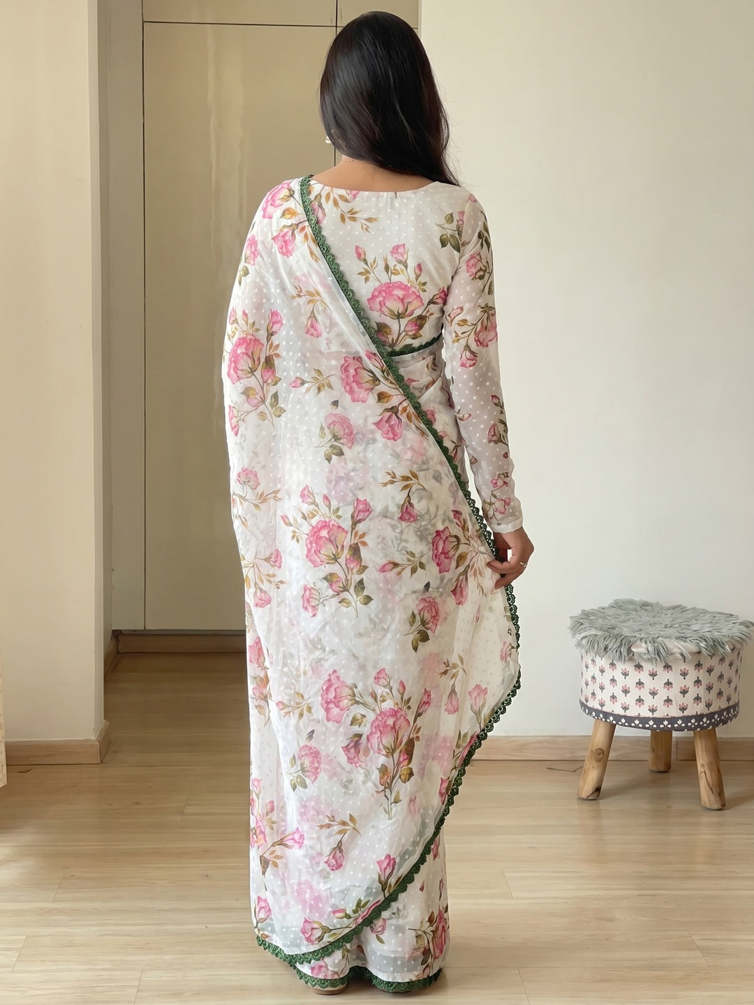 White Floral Printed Georgette Saree - Image 2