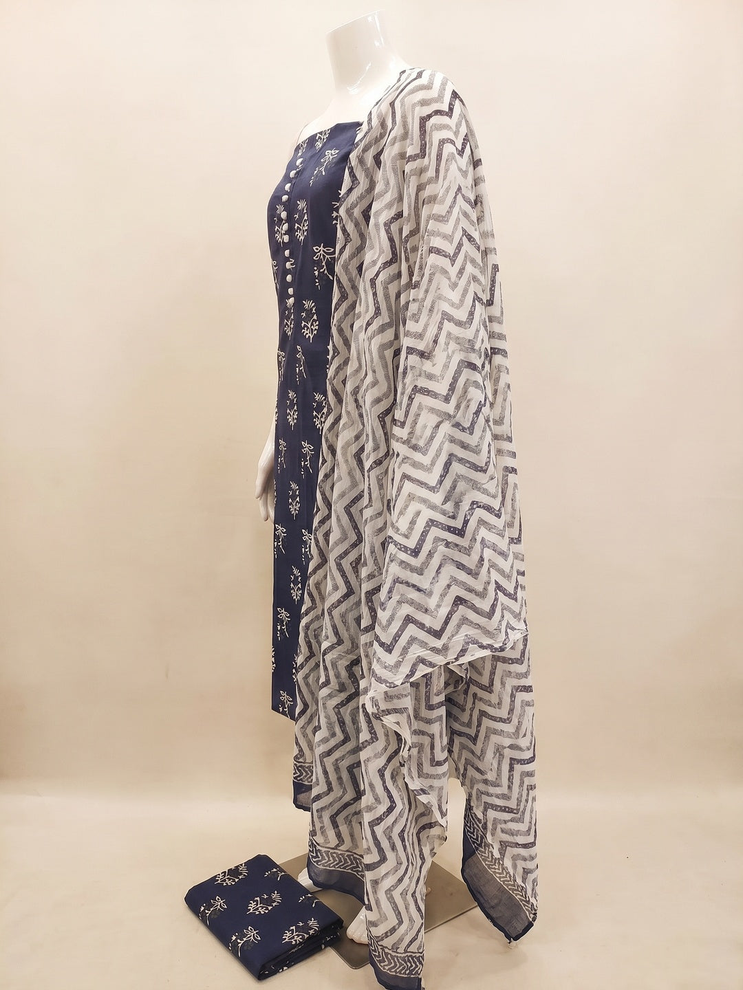 Blue Floral Printed Cotton Blend Dress Material - Image 3