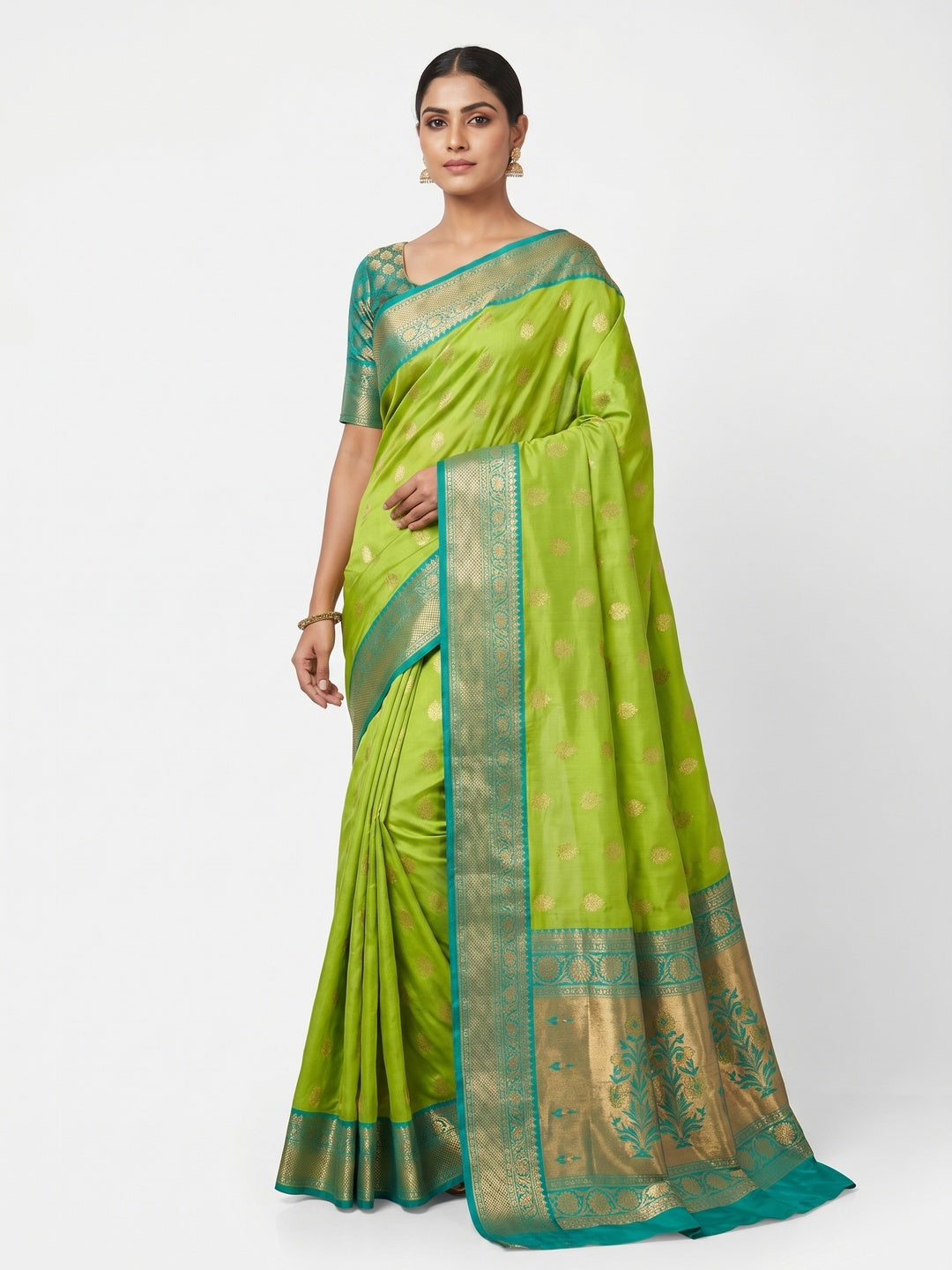 Green Butti Work Banarasi Silk Saree - Image 1