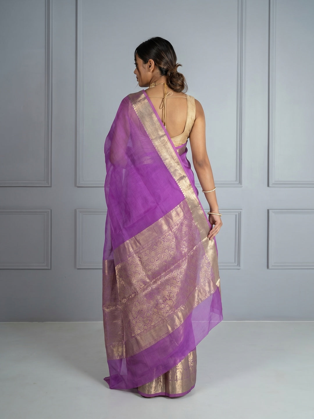 Purple Solid Organza Saree With Zari Border - Image 2